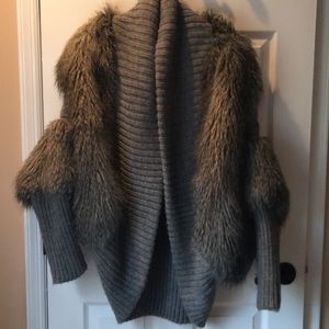 Fur Trimmed Thick grey sweater.